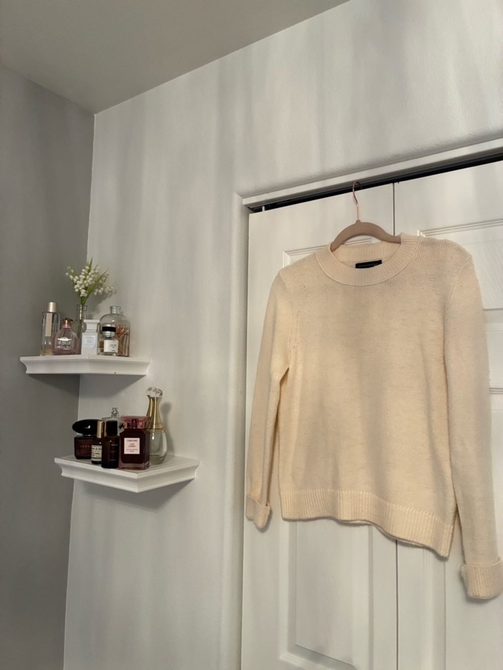 Banana republic Cream Crewneck Women’s Sweater